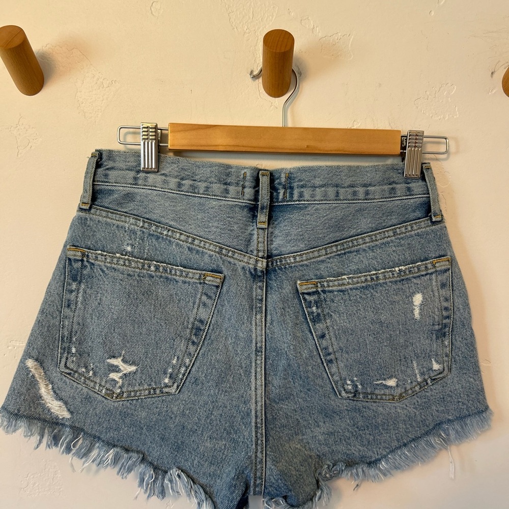 AGOLDE Denim Shorts Sz 25, 2” Inseam High Rise Distressed - Picture 2 of 8